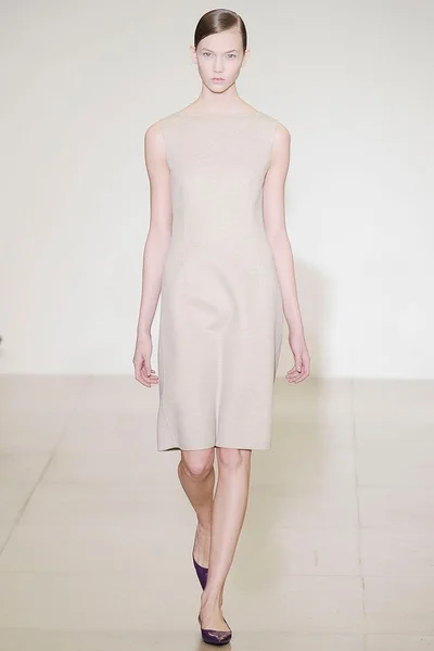 Look 12